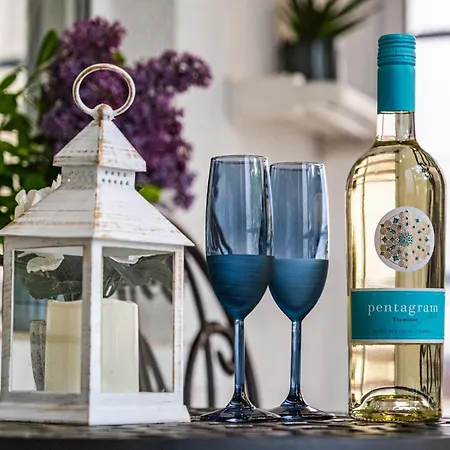 דירה Cozy In Center וארנה