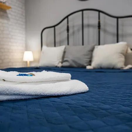 Cozy In Center * וארנה