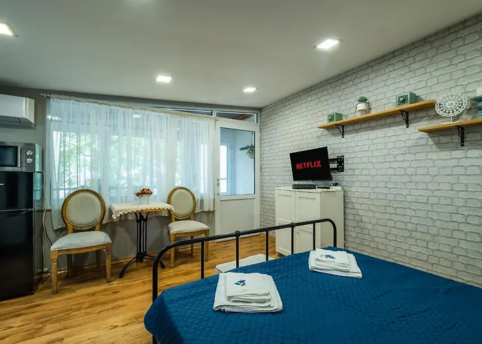 Cozy In Center Apartamento