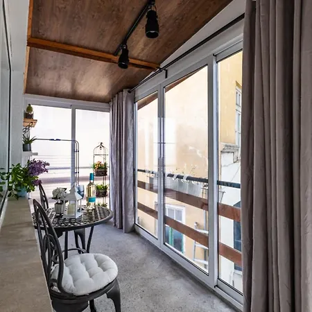 Cozy In Center アパート